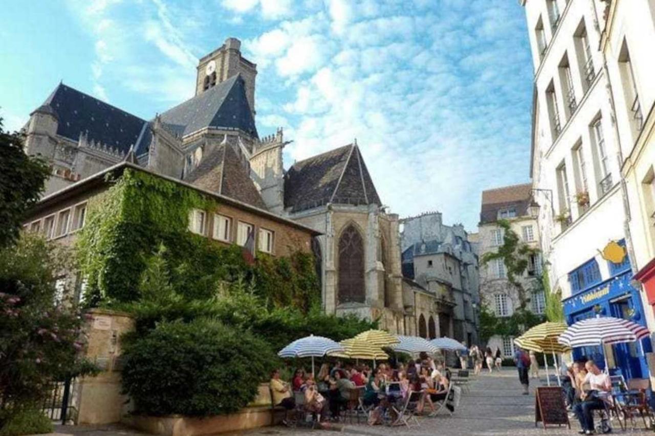Charming 1br - Montorgueil / Republique * Parijs